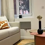 Celine 16 Paris Lumiere 2 Bedroom By Eiffel Tower