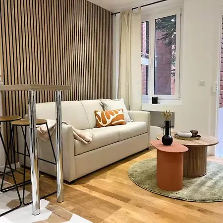Apartment Celine 16 Lumiere 2 Bedroom By Eiffel Tower *