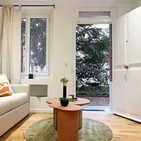 Apartment Celine 16 Lumiere 2 Bedroom By Eiffel Tower Paris